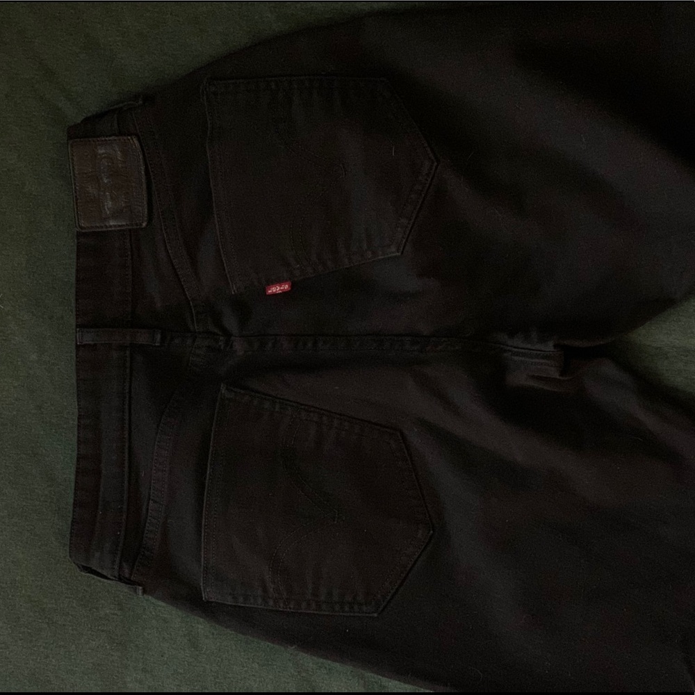 Black Levi’s Jeans